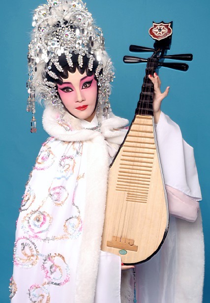 2009年毕业于广东粤剧学校,著名粤剧